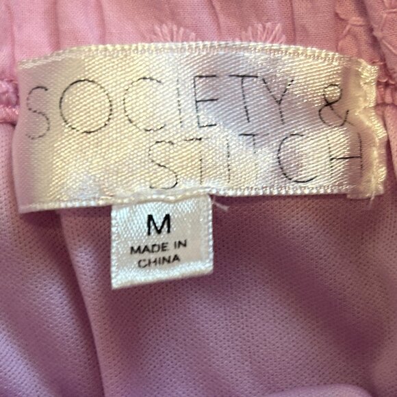 pink ruffle mini skirt - Picture 2 of 3